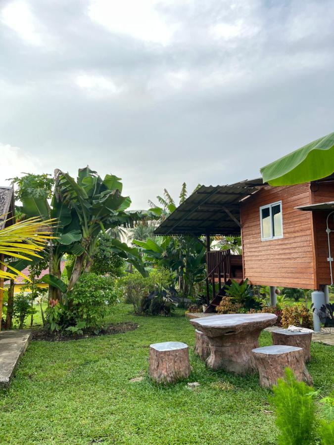 Rak Suan รักสวนโฮมสเตย์ Hébergement de vacances *