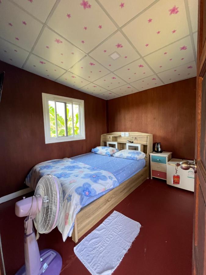Rak Suan รักสวนโฮมสเตย์ Hébergement de vacances Khao Lak